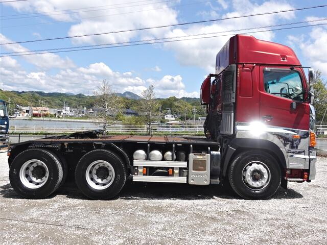 日野プロフィアトレーラーヘッド（トラクターヘッド）大型（10t）[写真07]