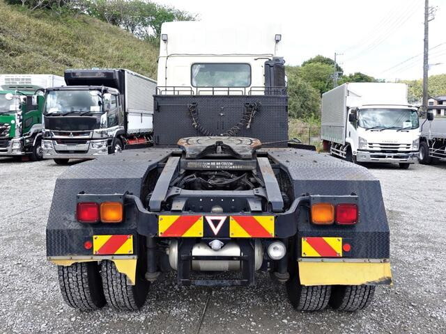 日野プロフィアトレーラーヘッド（トラクターヘッド）大型（10t）[写真10]