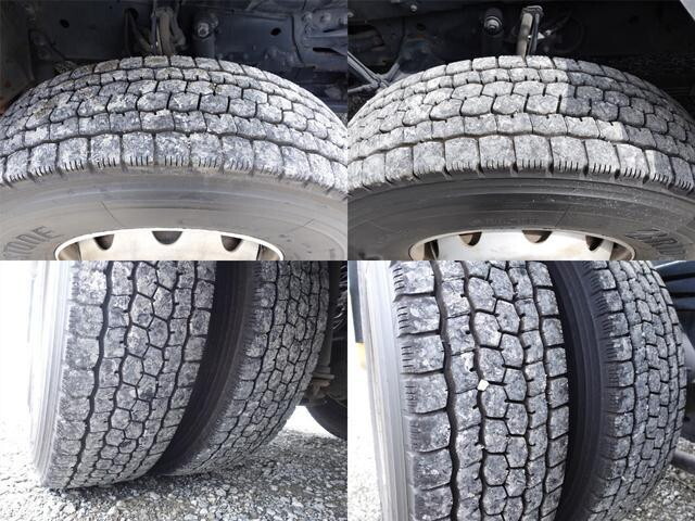 日野プロフィアトレーラーヘッド（トラクターヘッド）大型（10t）[写真15]