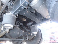 いすゞギガアルミウイング大型（10t）[写真14]