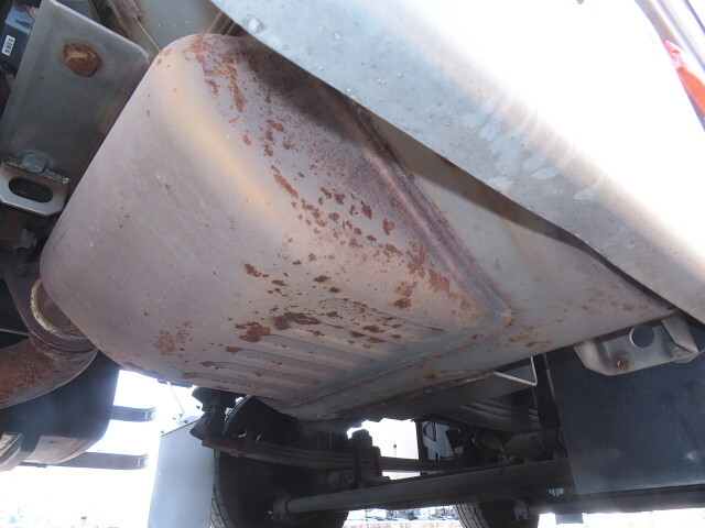 いすゞギガアルミウイング大型（10t）[写真14]