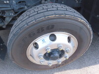 いすゞギガアルミウイング大型（10t）[写真16]