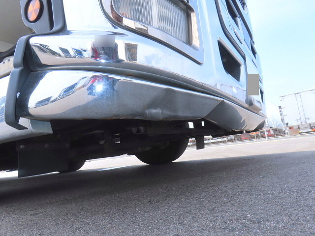 いすゞギガアルミウイング大型（10t）[写真37]