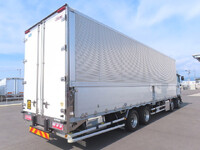 いすゞギガアルミウイング大型（10t）[写真05]