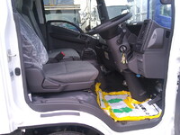 いすゞエルフアルミバン小型（2t・3t）[写真22]