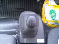 いすゞエルフアルミバン小型（2t・3t）[写真30]