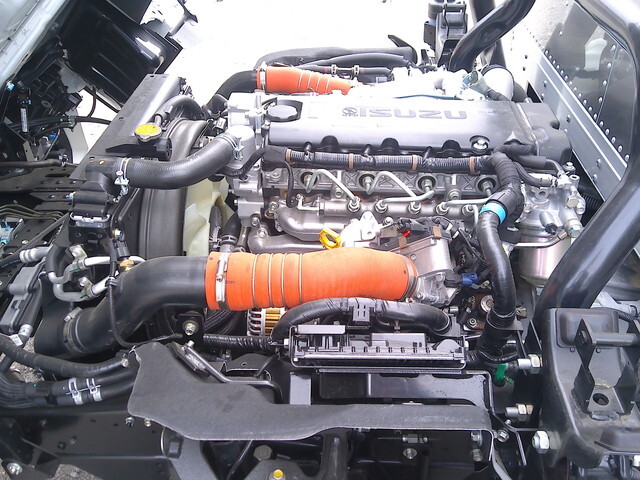 いすゞエルフアルミバン小型（2t・3t）[写真33]