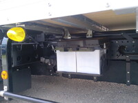 いすゞエルフアルミバン小型（2t・3t）[写真10]