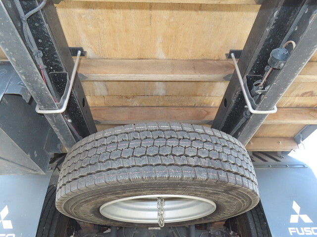 三菱ふそうキャンターアルミブロック小型（2t・3t）[写真11]