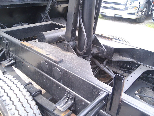 いすゞフォワードダンプ中型（4t）[写真16]