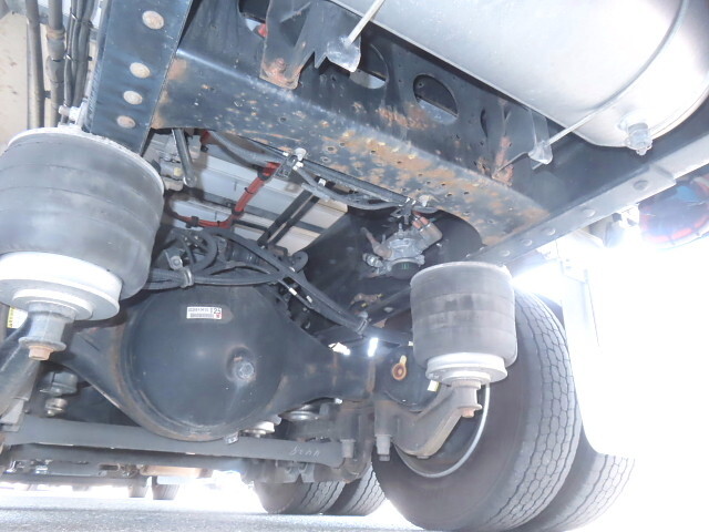 いすゞギガ冷凍車（冷蔵車）大型（10t）[写真13]