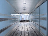 いすゞギガ冷凍車（冷蔵車）大型（10t）[写真34]