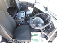 いすゞギガアルミウイング大型（10t）[写真17]