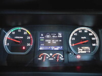 いすゞギガアルミウイング大型（10t）[写真25]