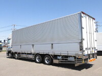 いすゞギガアルミウイング大型（10t）[写真02]