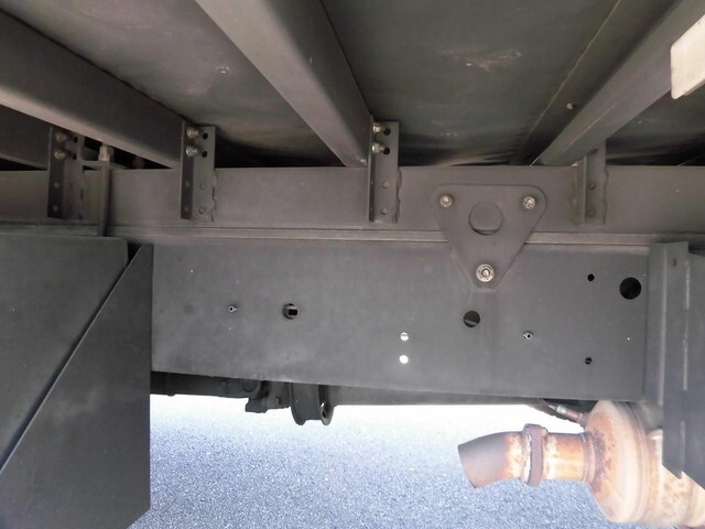 日野レンジャーアルミバン中型（4t）[写真18]