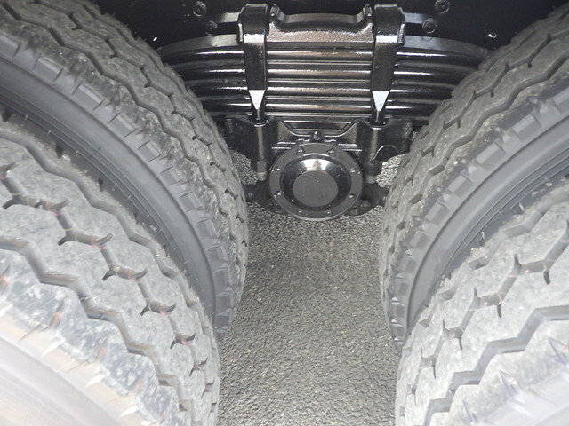 三菱ふそうスーパーグレートダンプ大型（10t）[写真10]