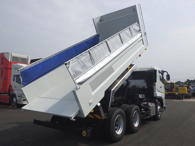 三菱ふそうスーパーグレートダンプ大型（10t）[写真02]