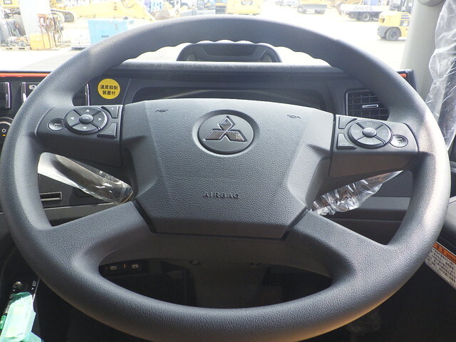 三菱ふそうスーパーグレートダンプ大型（10t）[写真30]