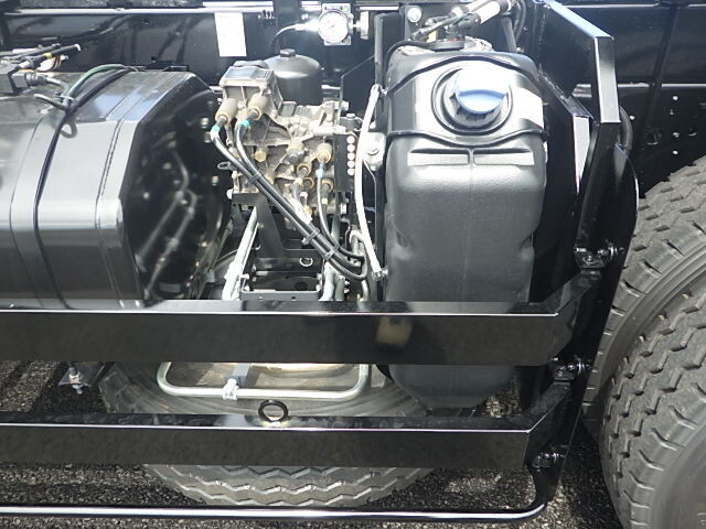 三菱ふそうスーパーグレートダンプ大型（10t）[写真17]