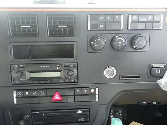 三菱ふそうスーパーグレートダンプ大型（10t）[写真33]