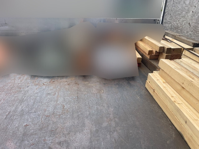 いすゞフォワードクレーン4段中型（4t）[写真09]