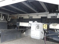 いすゞフォワードアルミウイング中型（4t）[写真18]