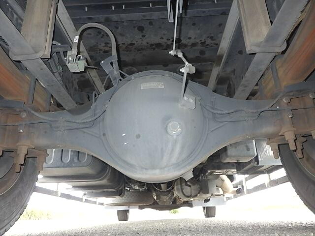 いすゞフォワードアルミウイング中型（4t）[写真21]