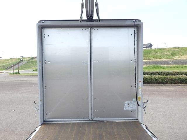 日野レンジャーアルミウイング中型（4t）[写真12]