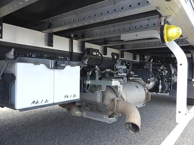 日野レンジャーアルミウイング中型（4t）[写真15]