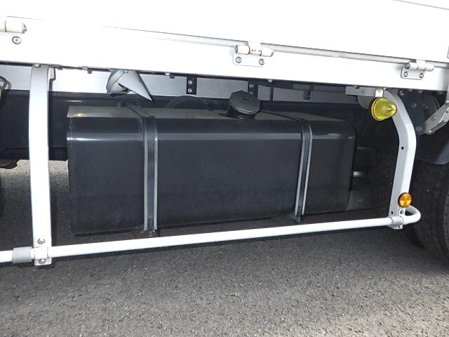 日野レンジャーアルミウイング中型（4t）[写真19]