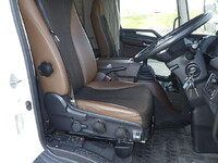 日野レンジャーアルミウイング中型（4t）[写真28]