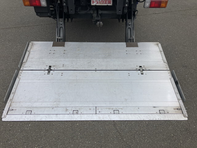 日野デュトロ冷凍車（冷蔵車）小型（2t・3t）[写真21]