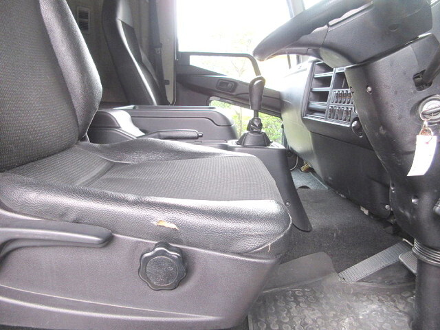 三菱ふそうファイターアルミウイング中型（4t）[写真21]