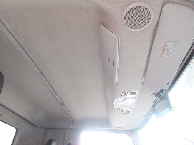 三菱ふそうファイターアルミウイング中型（4t）[写真27]