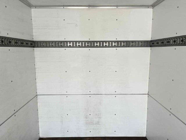 いすゞエルフパネルバン小型（2t・3t）[写真12]