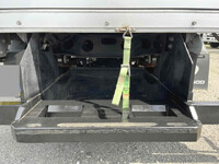 いすゞエルフパネルバン小型（2t・3t）[写真16]