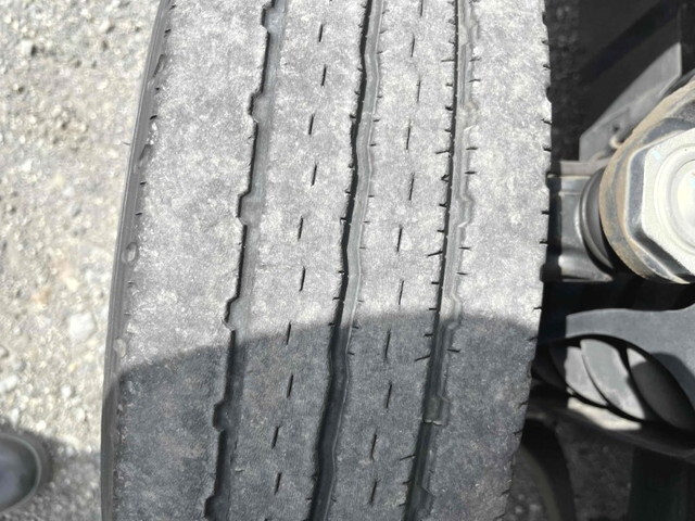 いすゞエルフパネルバン小型（2t・3t）[写真24]