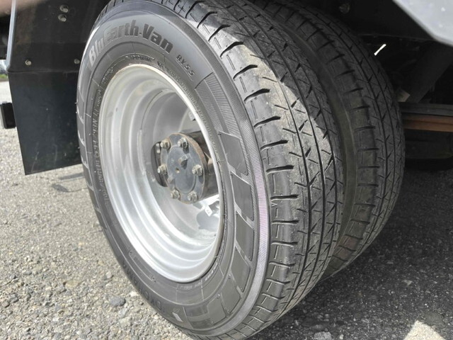 いすゞエルフパネルバン小型（2t・3t）[写真25]