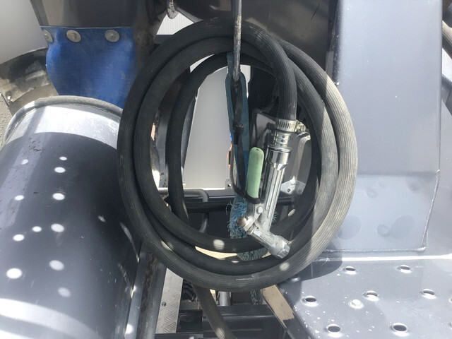 いすゞエルフミキサー車（コンクリートミキサー）小型（2t・3t）[写真11]