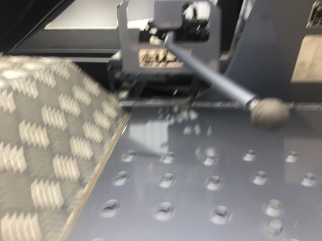 いすゞエルフミキサー車（コンクリートミキサー）小型（2t・3t）[写真12]