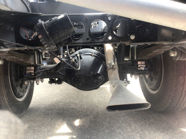 いすゞエルフミキサー車（コンクリートミキサー）小型（2t・3t）[写真16]