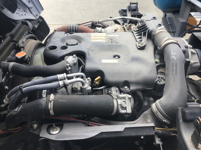 いすゞエルフミキサー車（コンクリートミキサー）小型（2t・3t）[写真17]