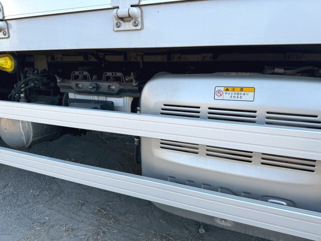 日野プロフィアアルミウイング大型（10t）[写真17]