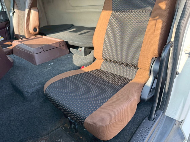 日野プロフィアアルミウイング大型（10t）[写真25]