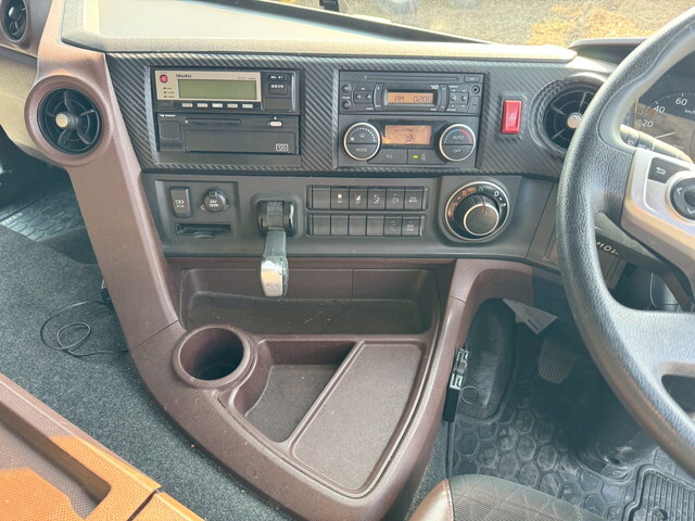 日野プロフィアアルミウイング大型（10t）[写真27]