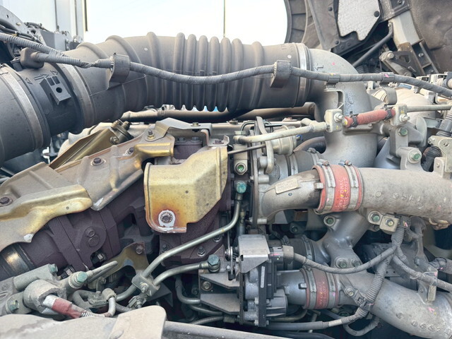 日野プロフィアアルミウイング大型（10t）[写真35]