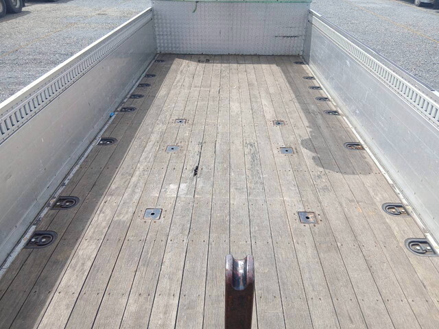 いすゞフォワードクレーン4段増トン（6t・8t）[写真18]