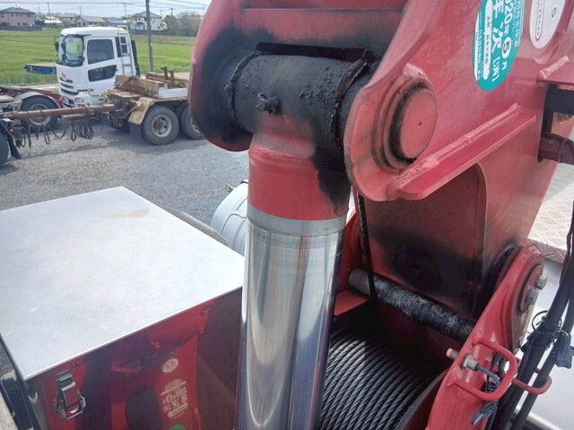 いすゞフォワードクレーン4段増トン（6t・8t）[写真26]