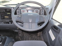 いすゞフォワード冷凍車（冷蔵車）中型（4t）[写真24]